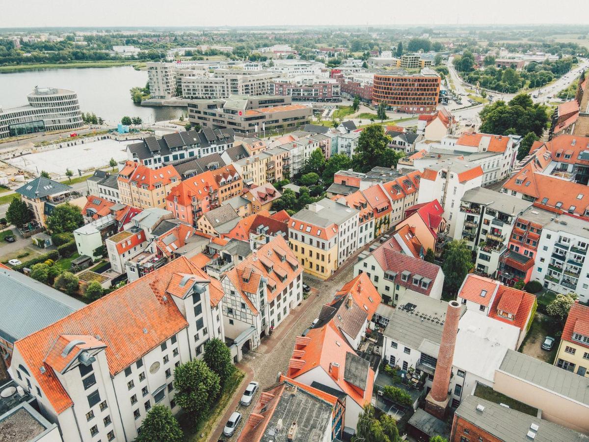 Lieblingsapartment No.10 Mit 2 Schlafzimmern Und Eigener Terrasse Росток Экстерьер фото